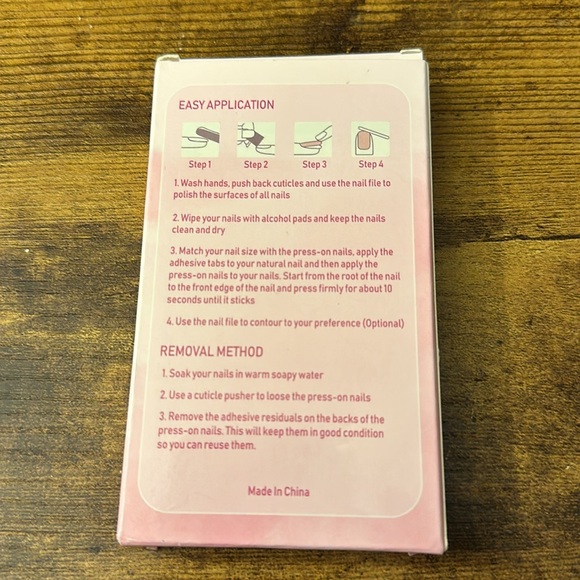 Press on Nails Belle Rose - Picture 2 of 2